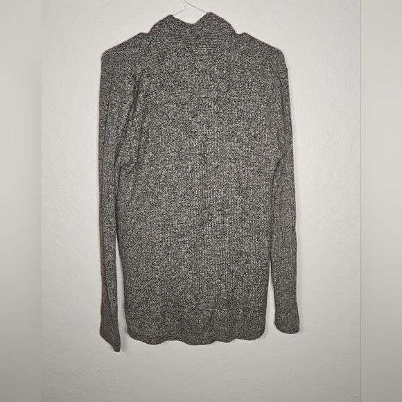 Akemi + Kin Anthropologie Women’s Size Med Gray Waffle Knit Faux Wrap Top - Picture 5 of 5